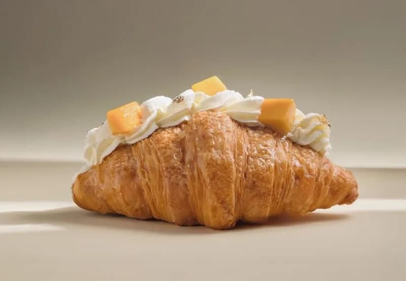 Croissant Kem xoài
